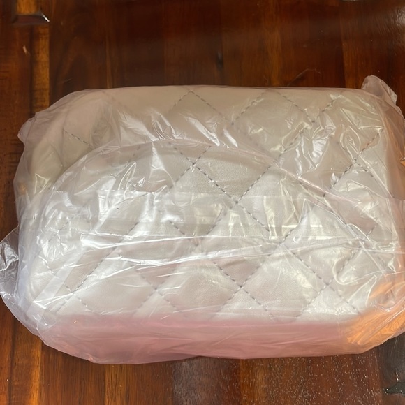 Gray Quilted Gold Chain Strap Mini Bag - Picture 6 of 13